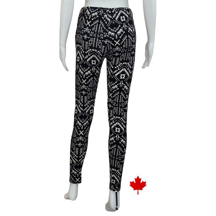 Elle full length leggings black and white geographic print back view of leggings on mannequin