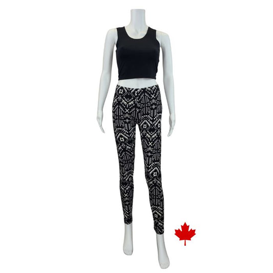 Elle full length leggings black and white geographic print full body front view of leggings on mannequin