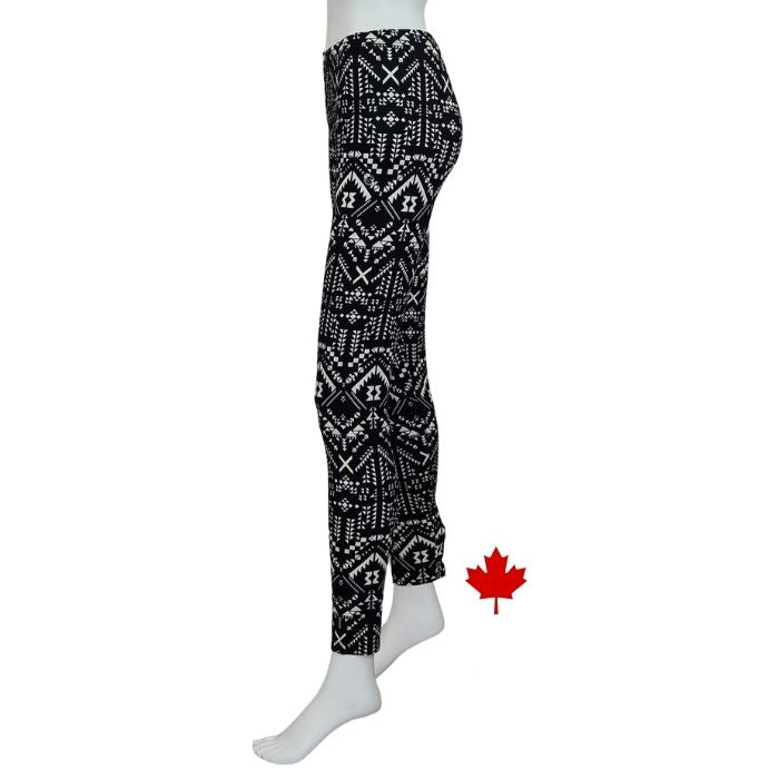 Elle full length leggings black and white geographic print side view of leggings on mannequin
