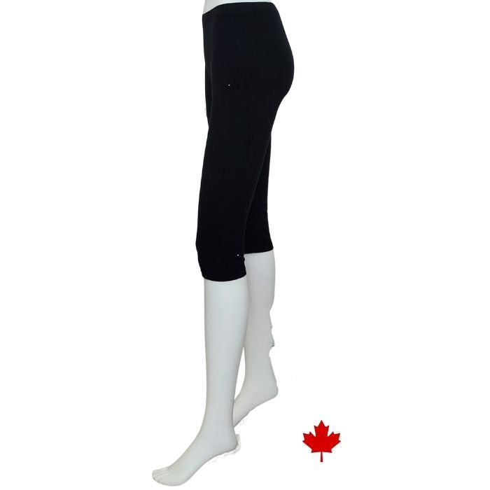 Elle 3/4 length leggings black side view of leggings on mannequin