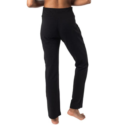 black emory pants back view bottoms on model