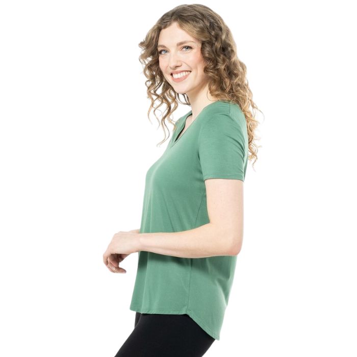 Rylie V-neck t-shirt forest green side view of top on model